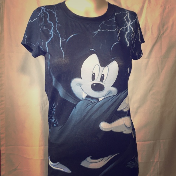 Tops - Mickey Mouse Halloween T-shirt.